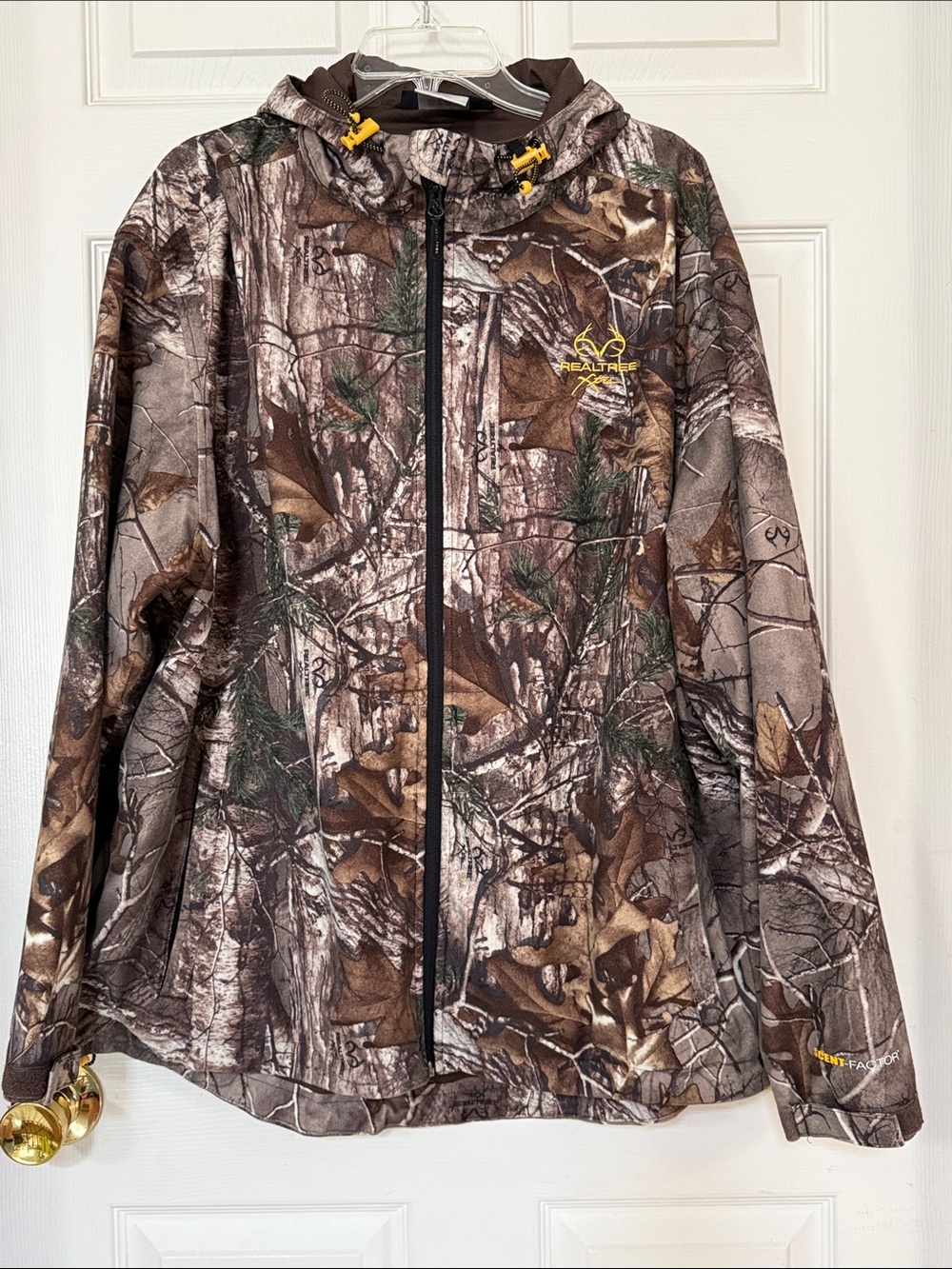 Realtree Men's King's Camo Insulated Hunting Jacket - Brown Green Camouflage
